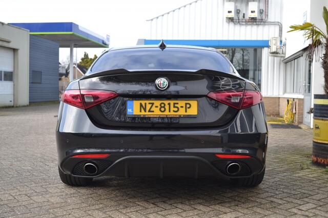 Alfa Romeo GIULIA 2.0T Super