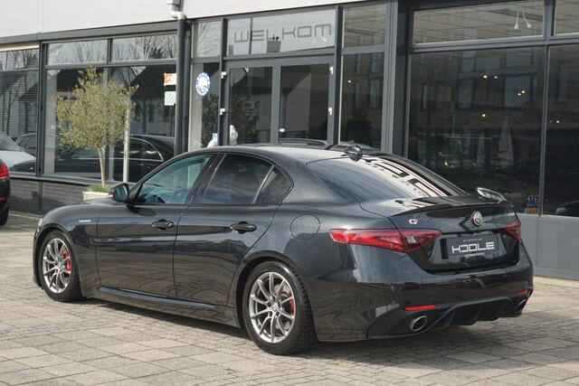 Alfa Romeo GIULIA 2.0 T AWD Veloce | Carbon | Carplay | milano edition