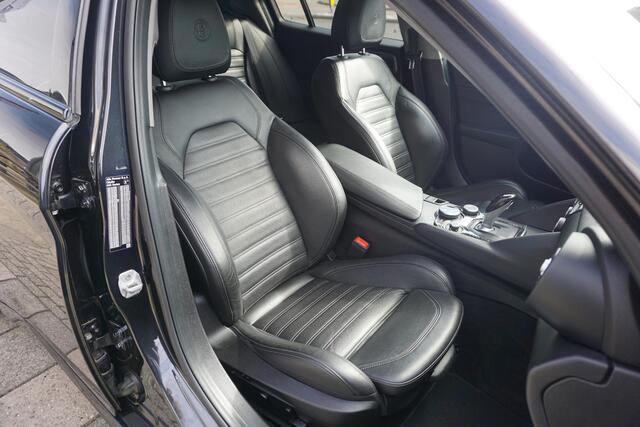 Alfa Romeo GIULIA 2.0 T AWD Veloce | Carbon | Carplay | milano edition