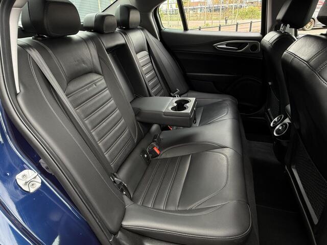 Alfa Romeo GIULIA 2.0T Super / 98dkm / Veloce pakket / NL-auto /
