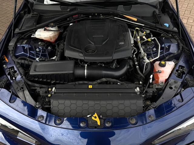 Alfa Romeo GIULIA 2.0T Super / 98dkm / Veloce pakket / NL-auto /