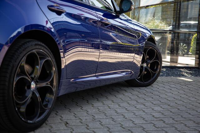 Alfa Romeo GIULIA 2.0 T Veloce , Panoramadak, Adap. cruise, Harman/Kardon,