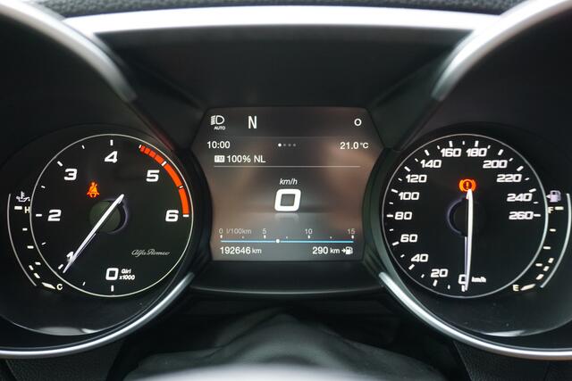 Alfa Romeo GIULIA 2.2 Eco Business Super | Origineel NL | Camera | Cruise Control | Leder | Navigatie | Airco |