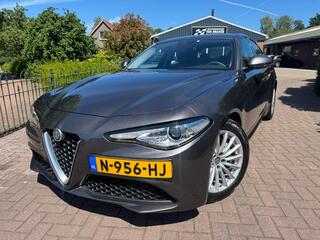 alfa-romeo-giulia-2.0t-super-200-pk