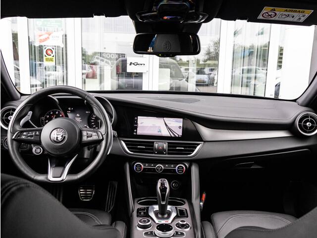 Alfa Romeo GIULIA 2.0 T Veloce