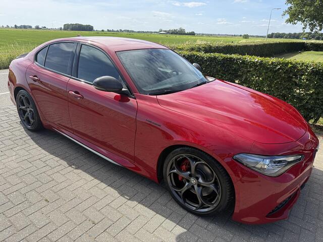 Alfa Romeo GIULIA 2.0 T Veloce Ti AWD Alfa Rosso - Face lift - Nieuwstaat!