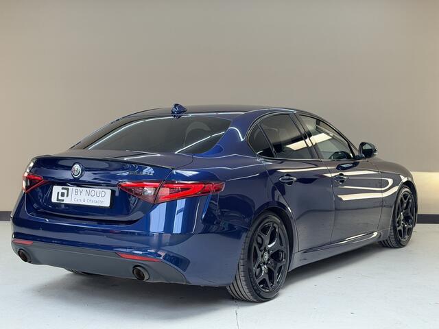 Alfa Romeo GIULIA 2.0T B-Tech, 200Pk, 2019, 1ste eigenaar, Ragazzon, KW onderstel, Volledig leder, BTW auto, Schakel flippers, Parkeersensensoren,