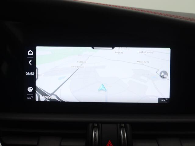 Alfa Romeo GIULIA 2.0T Sprint | Apple Carplay/Android Auto | Lederen Bekleding | Camera | Lichtmetalen Velgen |