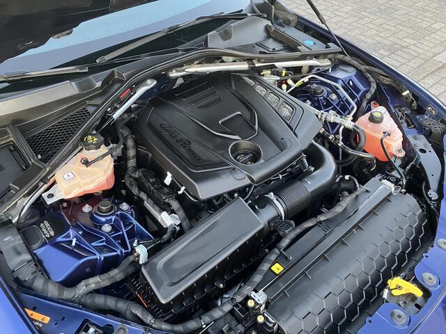 Alfa Romeo GIULIA 2.0T Super