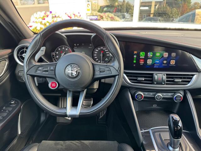 Alfa Romeo GIULIA 2.9 V6 QUADRIFOGLIO Carbon pakket Sparco kuipstoelen Carplay Perfect onderhouden! – foto 2
