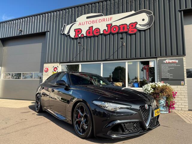Alfa Romeo GIULIA 2.9 V6 QUADRIFOGLIO Carbon pakket Sparco kuipstoelen Carplay Perfect onderhouden! – foto 5