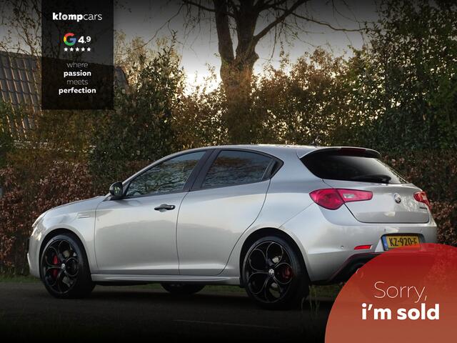 Alfa Romeo GIULIETTA 1.4 Turbo TCT | Sprint | 19 inch! | Carbon | Brembo | Nav | Argento | NL-auto | NAP