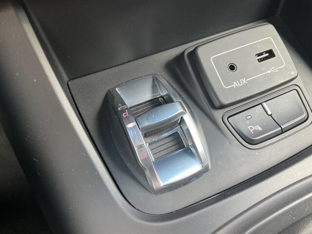 Alfa Romeo GIULIETTA 1.750 Turbo 241pk Veloce Automaat Carplay Sport-Stoelen Nav/Cruise Voll.Onderhouden!