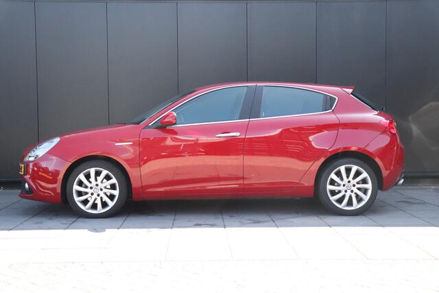 Alfa Romeo GIULIETTA 1.6 JTDm Super | AUT. | LEDER | LMV | CRUISE | PDC | NAVI | CLIMATE |