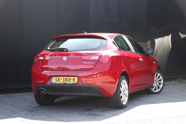 Alfa Romeo GIULIETTA 1.6 JTDm Super | AUT. | LEDER | LMV | CRUISE | PDC | NAVI | CLIMATE |