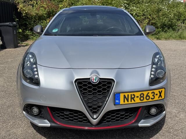 Alfa Romeo GIULIETTA 1.4 Turbo MultiAir Super Panorama/Bose/Leer/Stoelverw/Clima/Navi