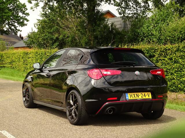 Alfa Romeo GIULIETTA 1.4 Turbo Sprint | Carbon | Stoelverw | 18" | Miron | Eibach | Nav