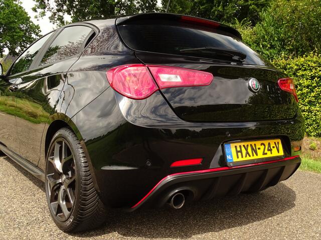 Alfa Romeo GIULIETTA 1.4 Turbo Sprint | Carbon | Stoelverw | 18" | Miron | Eibach | Nav