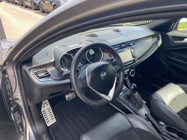 Alfa Romeo GIULIETTA 1.750 Turbo Veloce Grigio Magnesio super mat! Eerste eigenaar!