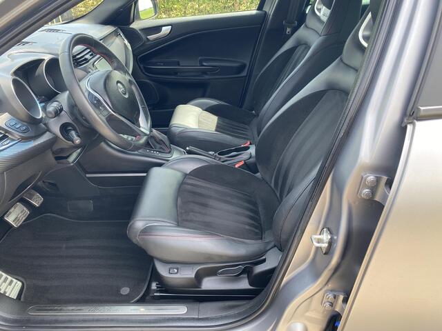 Alfa Romeo GIULIETTA 1.750 Turbo Veloce Grigio Magnesio super mat! Eerste eigenaar!