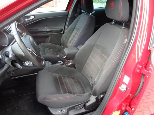 Alfa Romeo GIULIETTA 1.4 Turbo MultiAir Super Brembo remmen, Bose Sound