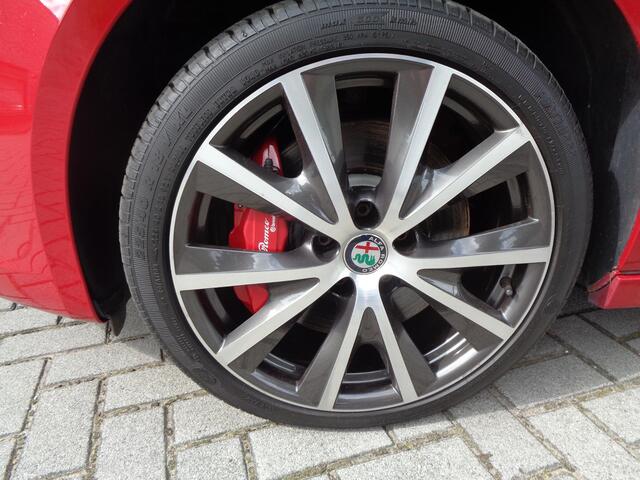 Alfa Romeo GIULIETTA 1.4 Turbo MultiAir Super Brembo remmen, Bose Sound