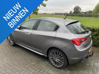 alfa-romeo-giulietta-1.4-turbo-mult