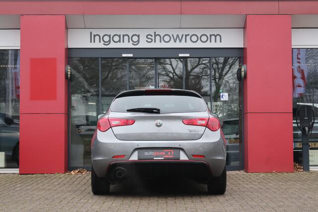 Alfa Romeo GIULIETTA 1.4 Turbo MultiAir Super | Origineel NL | Leder | Cruise Control | Navigatie | Airco |