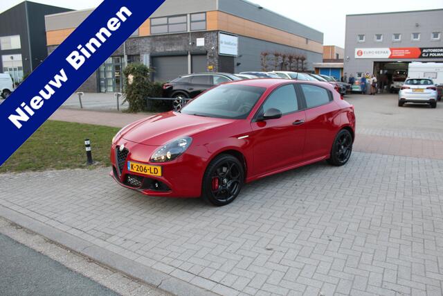 Alfa Romeo GIULIETTA 1.4 Turbo Sprint Leder-Clima-Cruise-Carplay-Camera-Trekhaak