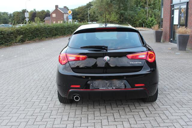Alfa Romeo GIULIETTA 1.4 Turbo Clima-Cruise-Navi 28.000 KM !!