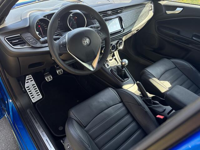 Alfa Romeo GIULIETTA 1.4 MultiAir 150PK Sport | Misano Blue | 19 inch | Ulter | Handbak