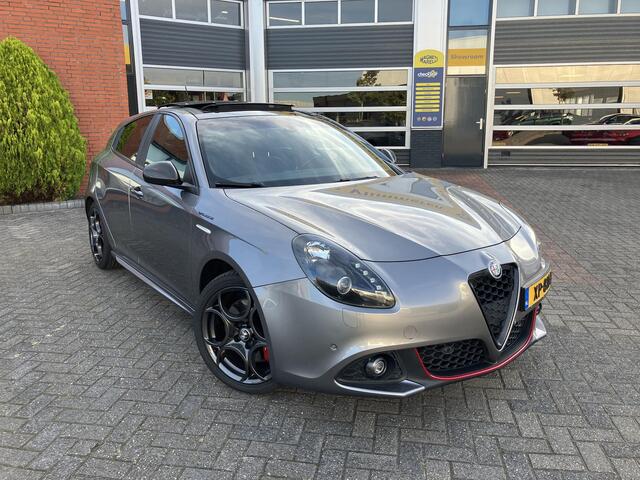 Alfa Romeo GIULIETTA 1.750 Turbo Veloce | Origineel Nederlands geleverd | Grigio Magnesio | Carbon Spoiler | Schuifdak |