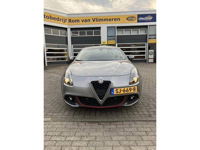 Alfa Romeo GIULIETTA 1.4 Turbo MultiAir Super | Rood lederen bekleding | Grigio Magnesio | Trekhaak |