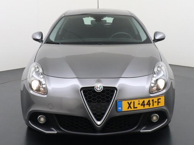 Alfa Romeo GIULIETTA 1.4 Turbo MultiAir Super | Navigatie | Lichtmetalen velgen | Te Financieren v.a. €176,- P/M |