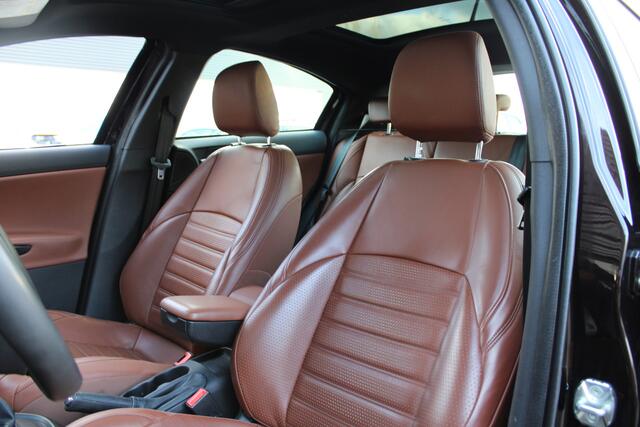 Alfa Romeo GIULIETTA 1.4 Turbo MultiAir Super 170pk TCT|18'' velgen|Leer|Clima|Cruise|Navi – foto 5