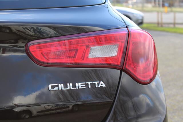 Alfa Romeo GIULIETTA 1.4 Turbo MultiAir Super 170pk TCT|18'' velgen|Leer|Clima|Cruise|Navi – foto 10