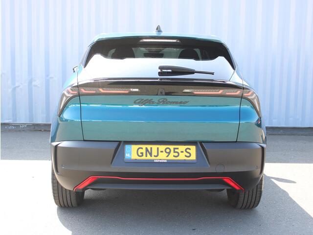 Alfa Romeo Junior Elettrica Speciale 54 kWh 400KM RANGE DIRECT RIJDEN
