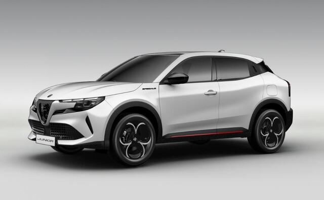 Alfa Romeo Junior 1.2 Turbo Hybrid Ibrida Speciale DIRECT RIJDEN - PANORAMADAK - 8 JAAR GARANTIE