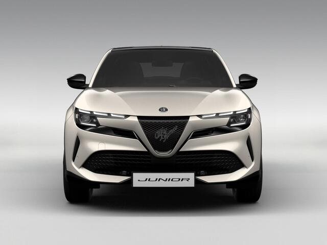 Alfa Romeo Junior 1.2 Turbo Hybrid Ibrida | Pack Tech | 18" | Schuif/Kanteldak | Scala Brown