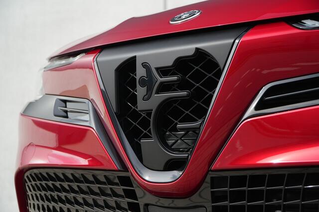 Alfa Romeo Junior Elettrica Speciale 54 kWh | Pack Sport | Techno Pack