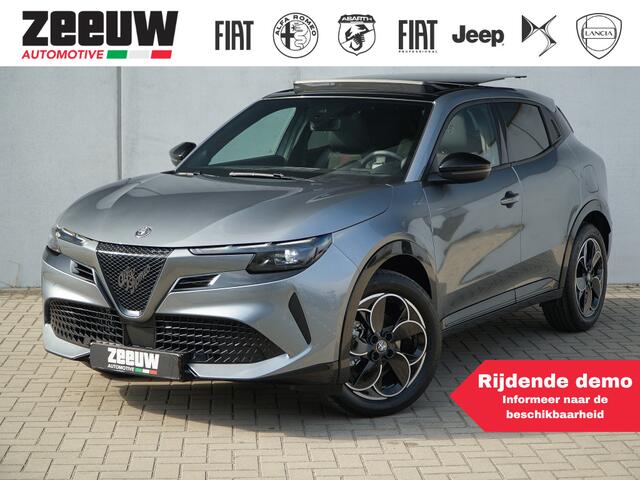 Alfa Romeo Junior 1.2 Turbo 136 PK Ibrida | Pano Dak | Navi | Carplay | 18"