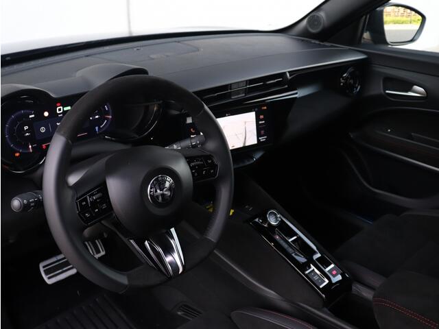 Alfa Romeo Junior Veloce 54 kWh 280 PK | Sport Pack | Techno Pack | 20"