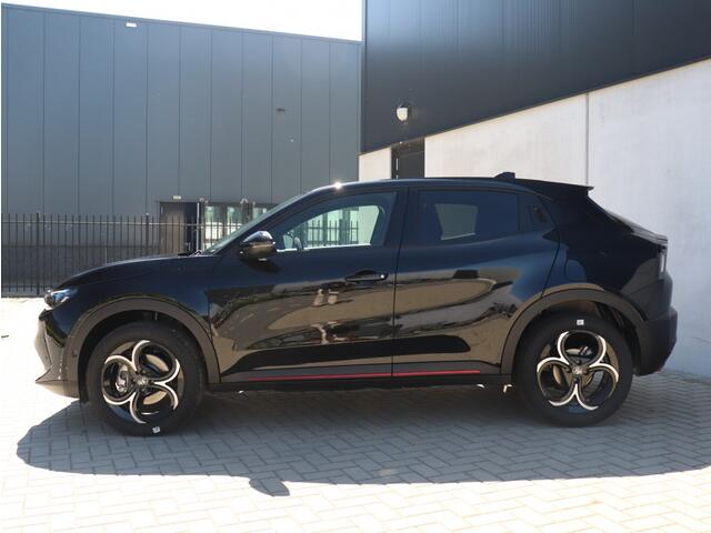 Alfa Romeo Junior 1.2 Turbo 136 PK Ibrida Speciale | Techno | Corsa Sport