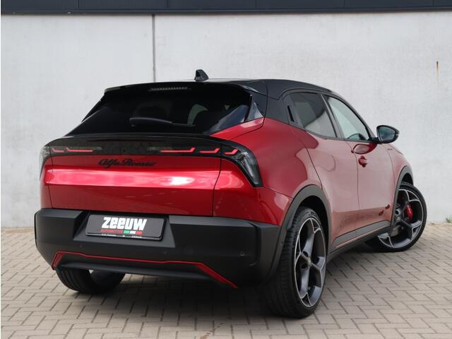 Alfa Romeo Junior Veloce 54 kWh 280 PK | Techno Pack | 20"