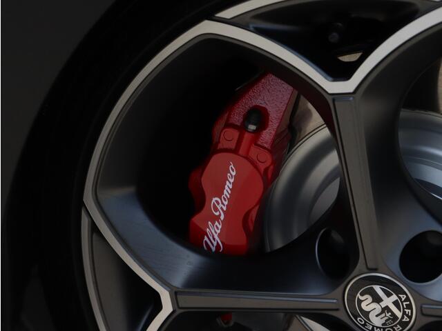 Alfa Romeo Junior Veloce 54 kWh 280 PK | Techno Pack | 20"