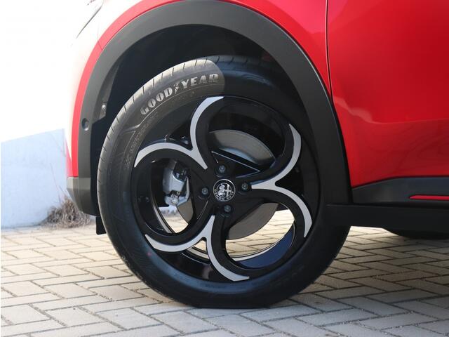 Alfa Romeo Junior 1.2 Turbo 136 PK Ibrida Speciale | Techno | Direct Leverbaar