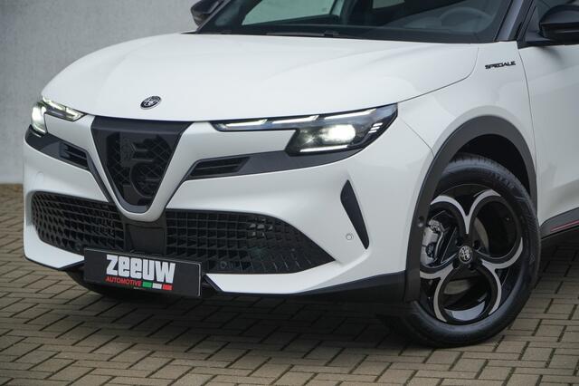 Alfa Romeo Junior 1.2 Turbo 136 PK Ibrida Speciale | Techno | Pano | Direct Leverb