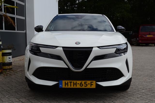 Alfa Romeo Junior Elet. Spec. 54 kWh