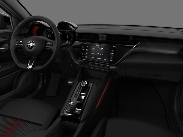 Alfa Romeo Junior 1.2 Turbo Hybrid Ibrida Q4 Ti | Pack Tech | 18" Petali | Navigli Blue