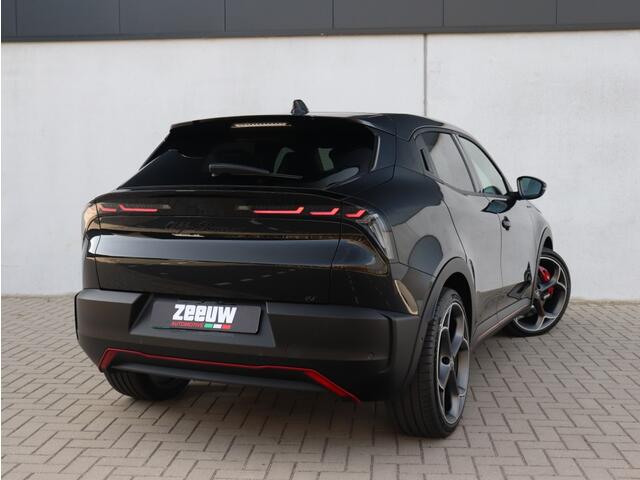 Alfa Romeo Junior Veloce 54 kWh 280 PK | Sport Pack | Techno Pack | 20"